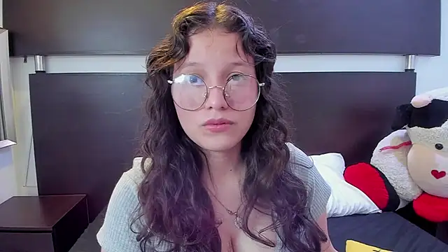 Marii 18 online show from March 18, 2025, 3:42 am