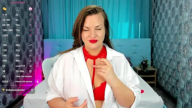 kamilla   moon online show from February 21, 2025, 7:45 am