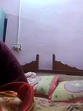 Hot couple493 online show from February 11, 2025, 9:03 pm