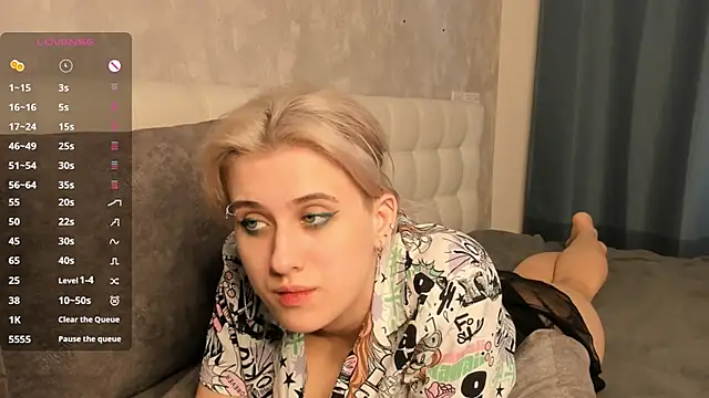 Snapshot of ConstanceBails chatting on February 20, 2025, 1:40 pm ConstanceBails online show from February 20, 2025, 1:40 pm