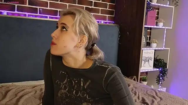 Snapshot of ConstanceBails chatting on February 27, 2025, 6:40 am ConstanceBails online show from February 27, 2025, 6:40 am