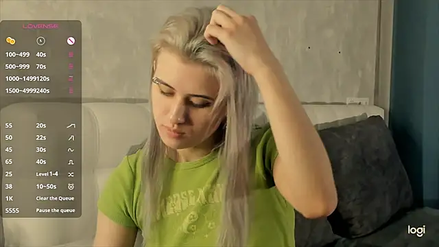 Snapshot of ConstanceBails chatting on March 2, 2025, 9:10 am ConstanceBails online show from March 2, 2025, 9:10 am