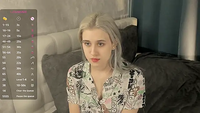 Snapshot of ConstanceBails chatting on March 12, 2025, 6:40 am ConstanceBails online show from March 12, 2025, 6:40 am