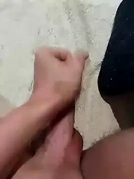 jojolecochon1 online show from March 11, 2025, 4:29 pm