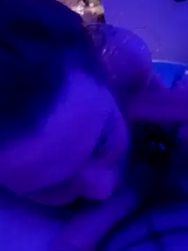 favoritestepsis online show from September 15, 2025, 8:20 pm