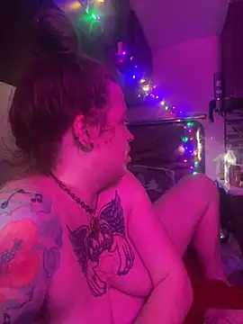 favoritestepsis online show from September 30, 2025, 1:16 pm