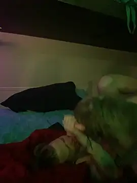 favoritestepsis online show from November 23, 2025, 11:54 am