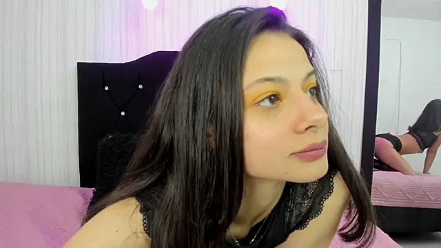 nicky angel1 online show from February 26, 2025, 6:32 pm