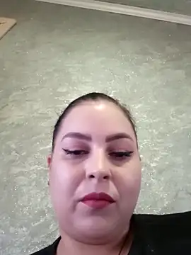 Greta Tamar online show from October 14, 2025, 6:58 am