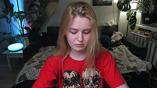 Alexa Pirs online show from February 5, 2026, 3:27 pm