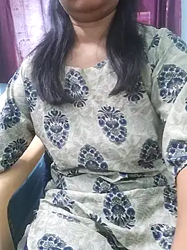 Snapshot of Jassi_Does chatting on March 15, 2025, 8:37 am Jassi Does online show from March 15, 2025, 8:37 am