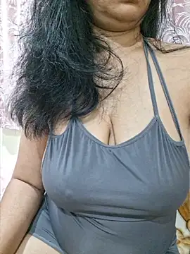 Jassi Does online show from June 5, 2026, 9:42 pm