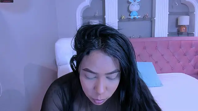 Snapshot of emma_purple_ chatting on February 26, 2025, 12:14 pm emma purple online show from February 26, 2025, 12:14 pm