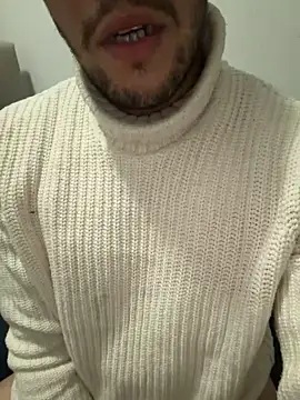 yaxxx03 online show from October 29, 2025, 7:59 pm