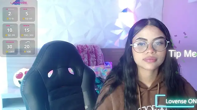 Snapshot of Sussan_love01 chatting on February 24, 2025, 1:42 pm Sussan love01 online show from February 24, 2025, 1:42 pm