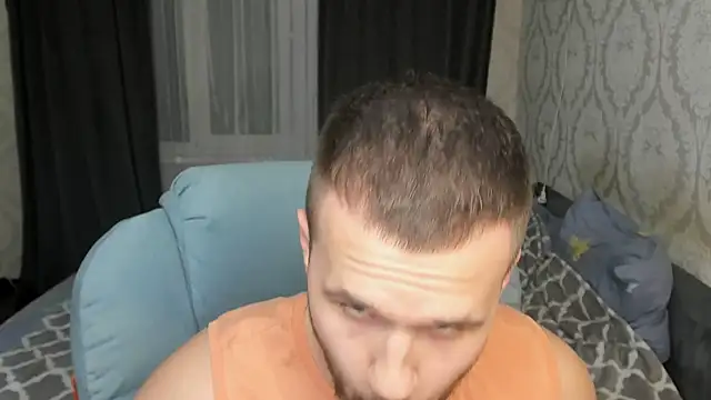 Vladik b online show from February 12, 2025, 7:02 pm