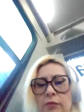 CandieGilson   online show from March 27, 2026, 11:10 am