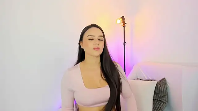 Snapshot of NicoleVegaa_ chatting on September 27, 2025, 10:15 pm NicoleVegaa  online show from September 27, 2025, 10:15 pm