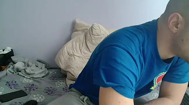 OskarBreno online show from February 26, 2025, 1:52 pm