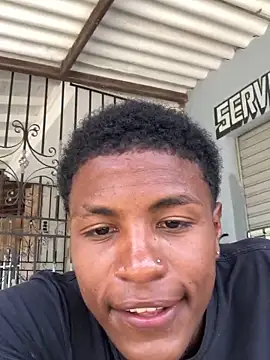 Snapshot of Bichorro chatting on September 18, 2025, 4:20 pm Bichorro online show from September 18, 2025, 4:20 pm