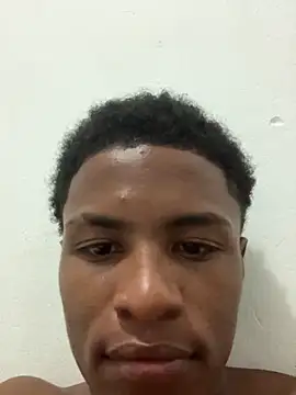 Snapshot of Bichorro chatting on October 4, 2025, 3:04 am Bichorro online show from October 4, 2025, 3:04 am