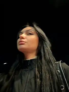 Snapshot of lunalovelee chatting on September 15, 2025, 1:22 pm lunalovelee online show from September 15, 2025, 1:22 pm