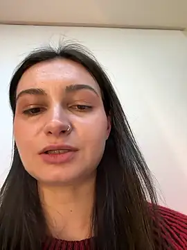 Snapshot of lunalovelee chatting on December 3, 2025, 2:59 pm lunalovelee online show from December 3, 2025, 2:59 pm