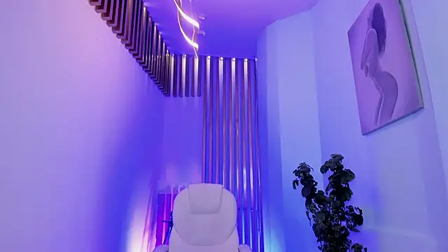 EmiliaRose  online show from March 3, 2025, 2:47 am