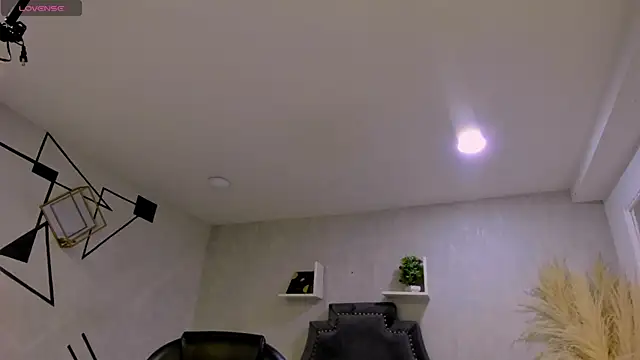 EmiliaRose  online show from January 15, 2026, 8:34 pm