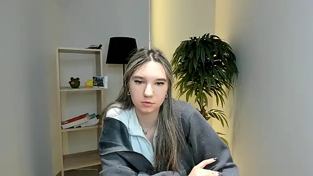 PetulaCarl online show from February 13, 2025, 5:16 am