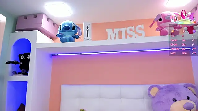miss   megan online show from March 18, 2025, 5:52 am