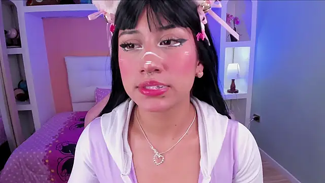 miss   megan online show from December 23, 2025, 2:20 am