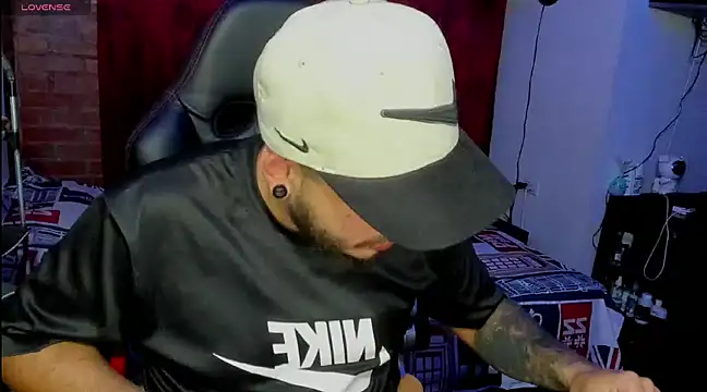 ragnar lothbrok777 online show from February 19, 2025, 5:05 am