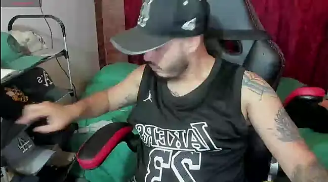 ragnar lothbrok777 online show from March 5, 2025, 12:27 am