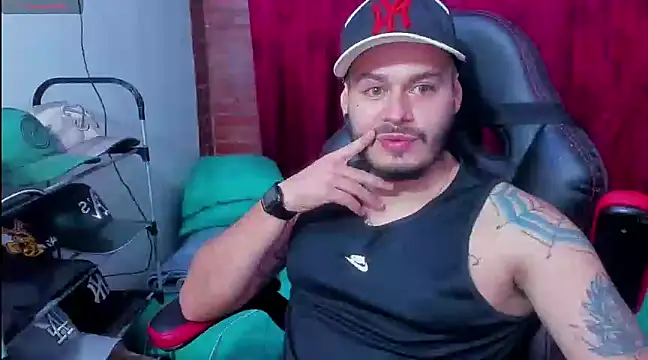 ragnar lothbrok777 online show from March 7, 2025, 6:57 am