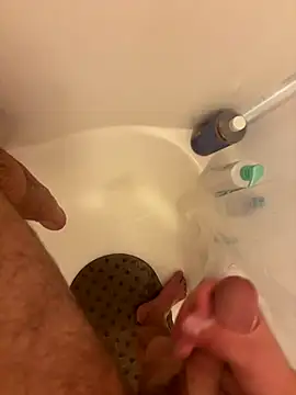 danyh2023 online show from December 2, 2025, 2:17 am