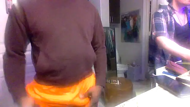 Sk00byJaXxX212 online show from February 25, 2025, 11:44 pm