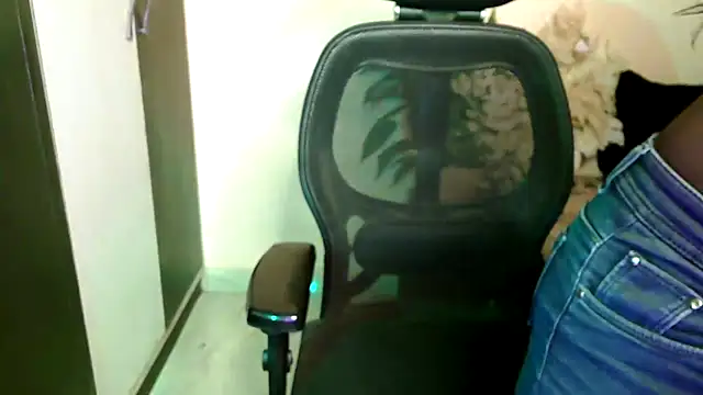 megancatluna online show from February 22, 2026, 4:57 am