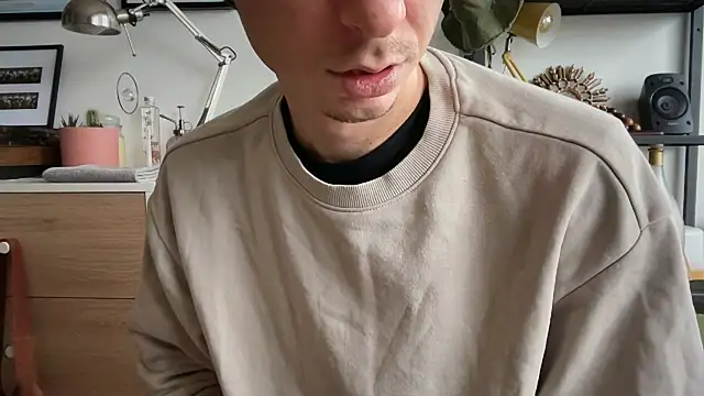 MikymikeBBWD online show from November 29, 2025, 1:03 pm