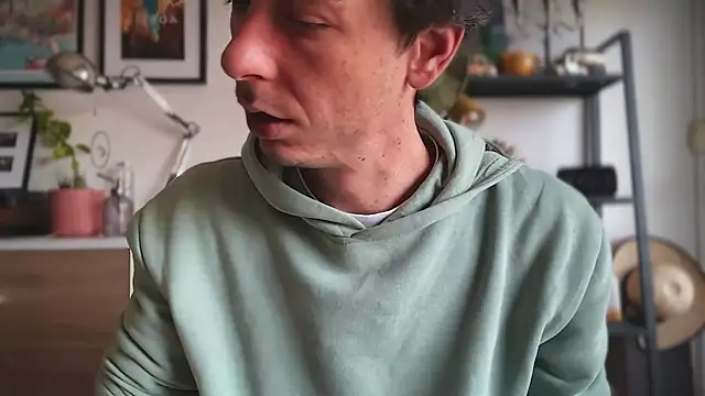 MikymikeBBWD online show from April 14, 2026, 12:11 pm