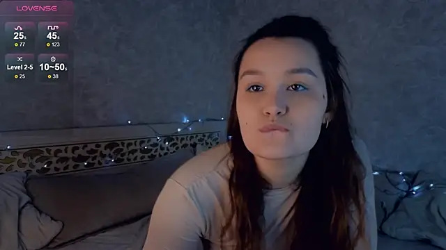 Snapshot of VeronaBlink chatting on March 11, 2025, 3:12 pm VeronaBlink online show from March 11, 2025, 3:12 pm