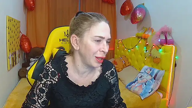 TessaDaybreak online show from March 22, 2025, 10:28 am