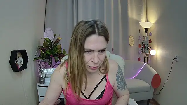 TessaDaybreak online show from April 4, 2026, 7:17 am