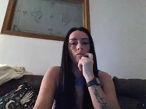 Layla Gilf Mae online show from February 21, 2025, 8:16 pm