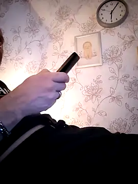 Teemu online show from November 5, 2025, 4:07 pm