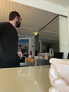 morfeoX online show from March 21, 2025, 1:56 pm