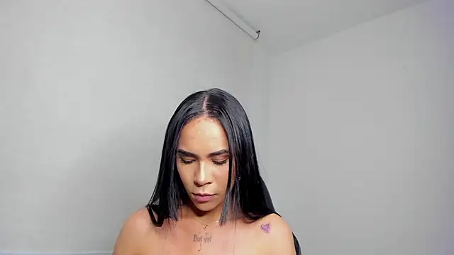 Snapshot of Naatalia chatting on March 2, 2025, 11:53 pm Naatalia online show from March 2, 2025, 11:53 pm