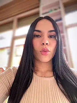 Snapshot of Naatalia chatting on October 16, 2025, 5:03 pm Naatalia online show from October 16, 2025, 5:03 pm