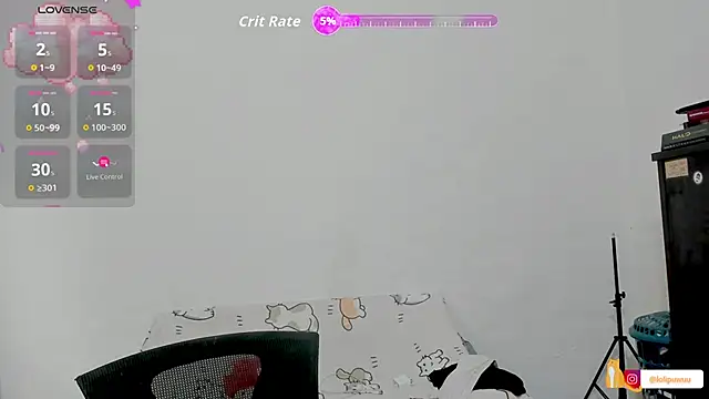 Naoko 7w7 online show from October 23, 2025, 10:08 pm