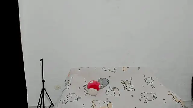 Naoko 7w7 online show from January 13, 2026, 1:11 am